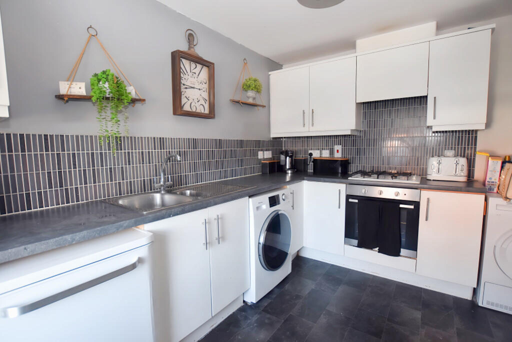 Kitchen 2