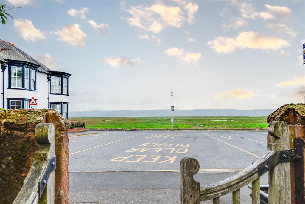 Constables - Mostyn Square-175-1.jpg