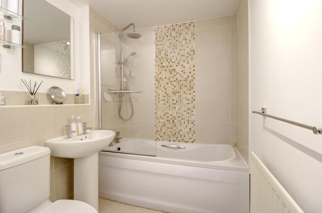 Goldfinch Drive, Preston, PR3