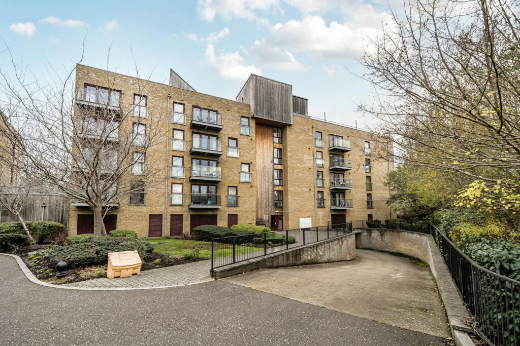 1384786-19-6925c7...