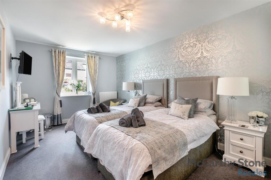 8649139-interior31.jpg