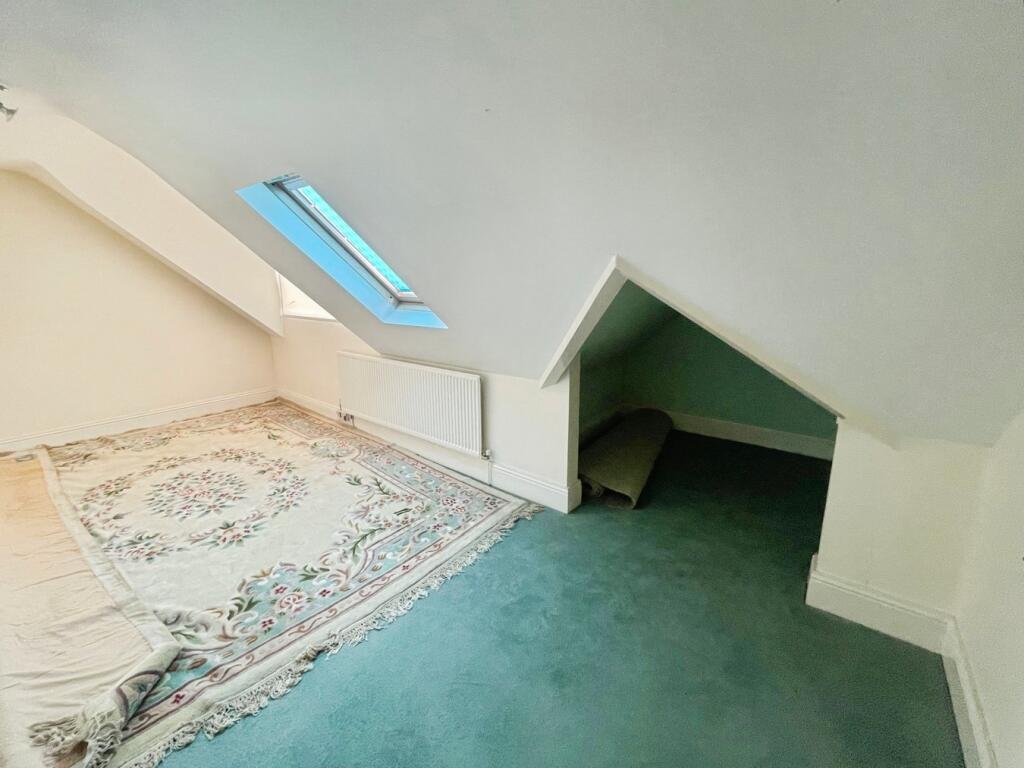 Hawthorn Drive, South Cornelly, Bridgend, CF33