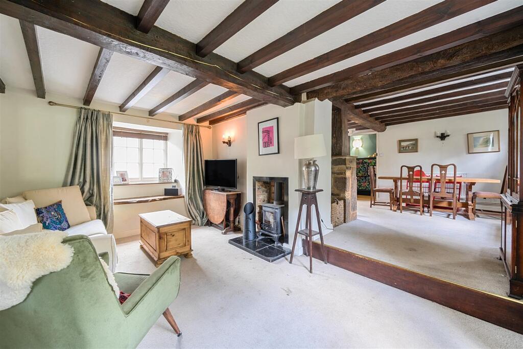 9 High Street, Blisworth (18).jpg