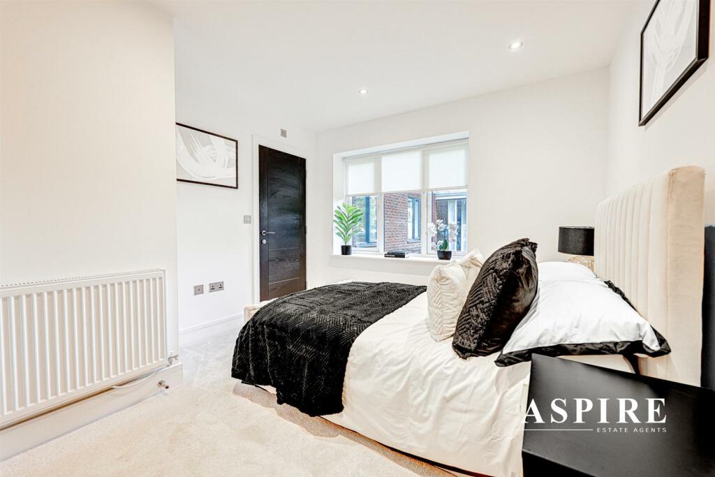 Aspire Estate Agents15.jpg