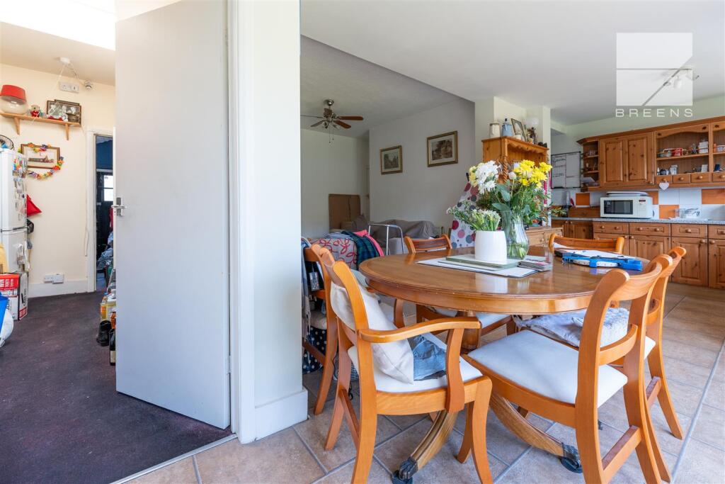 252 Hale End Road_0049.jpg