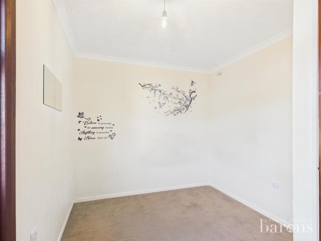 CAM05500G0-PR0081-STILL009 - Copy.jpg