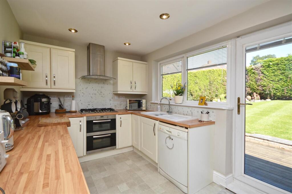 Kitchen/Dining Room