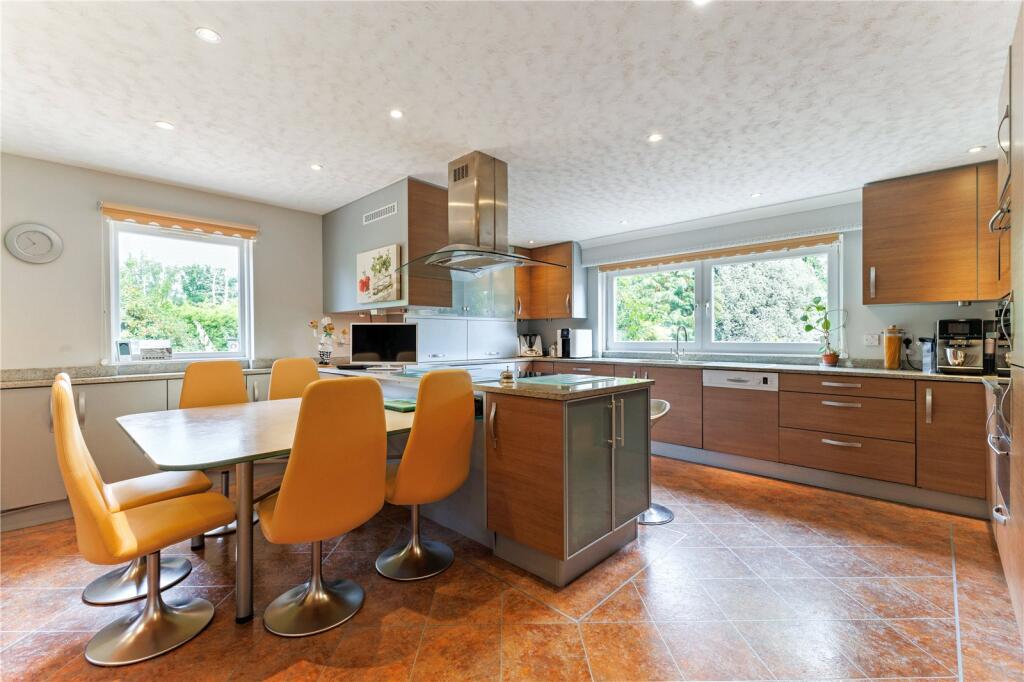 Kitchen/Breakfast