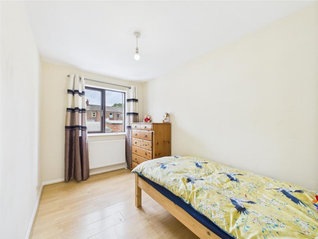 Bedroom: