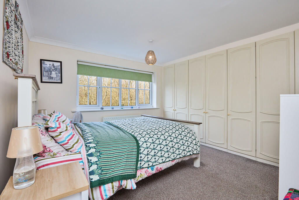 Edward Knight 202...