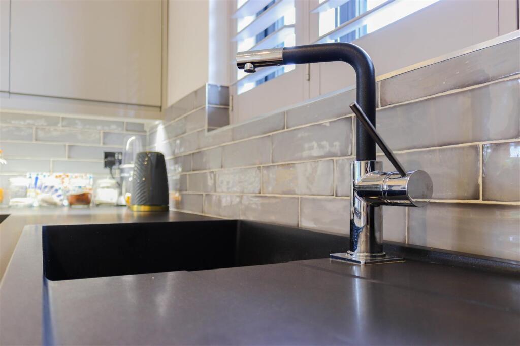 19. Kitchen Diner 1.11.jpg