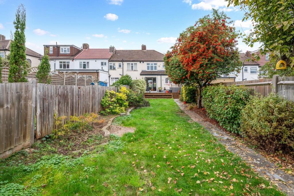 ELMSTEAD GARDENS,  (15).jpg