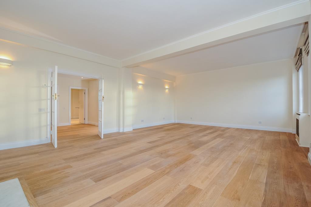 Reception Room (shot 2)