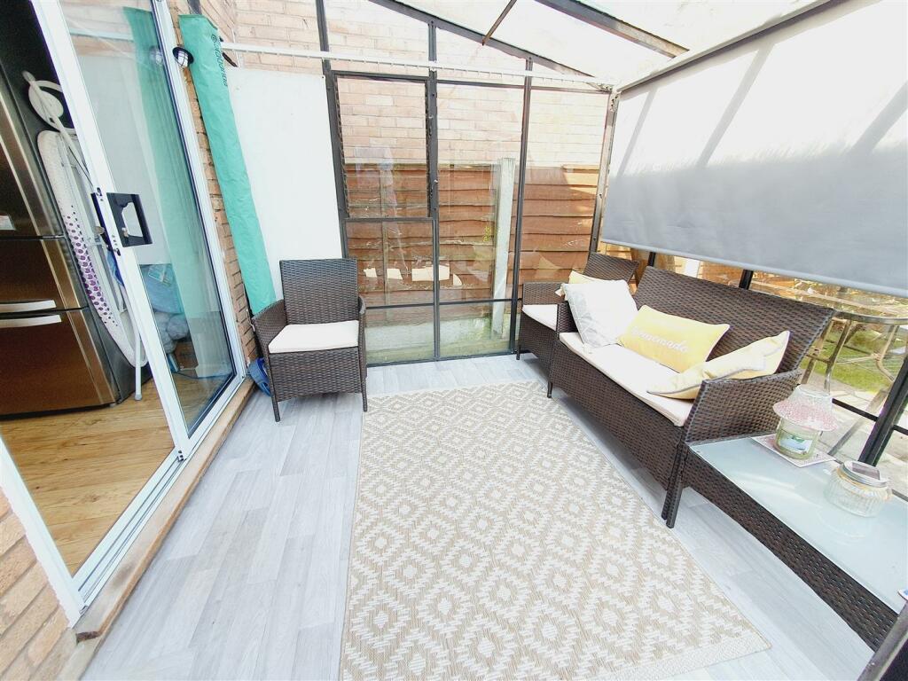 SUN ROOM