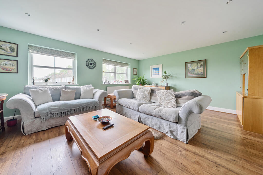 1294618-16-682dd4...