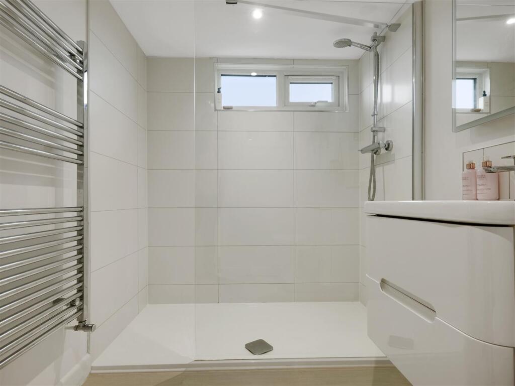 Double Shower