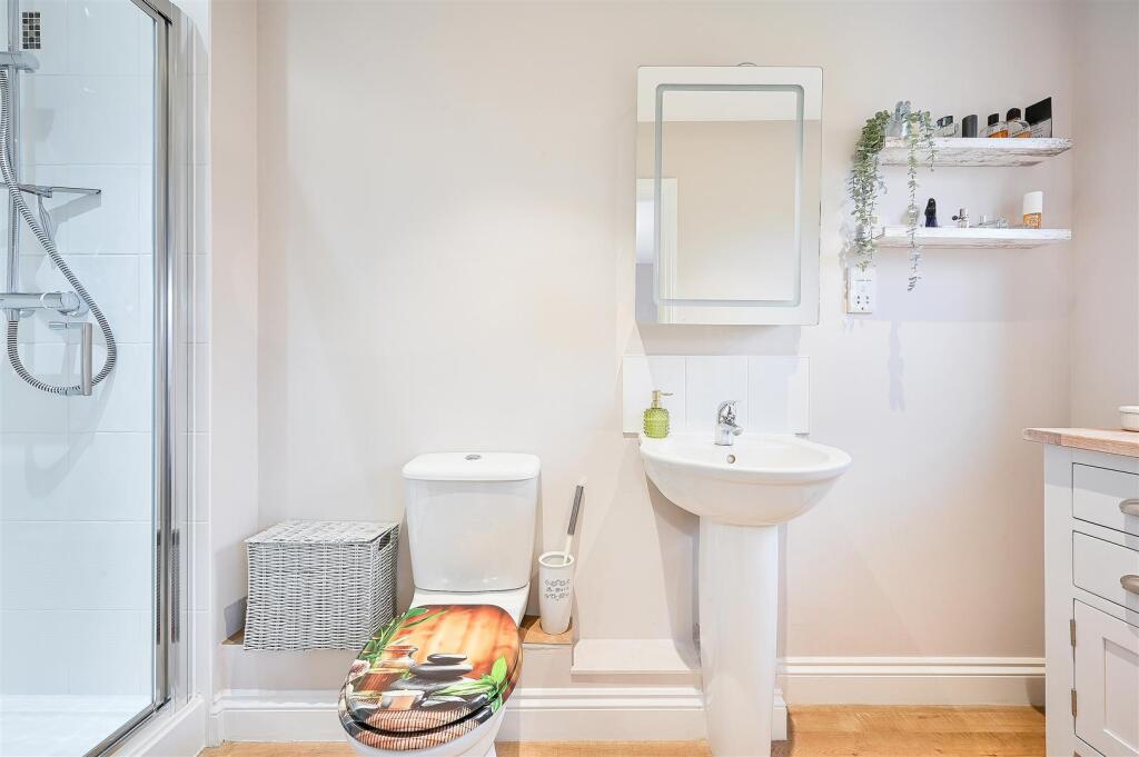 ASH CLOSE, 14, 4- (6).jpg