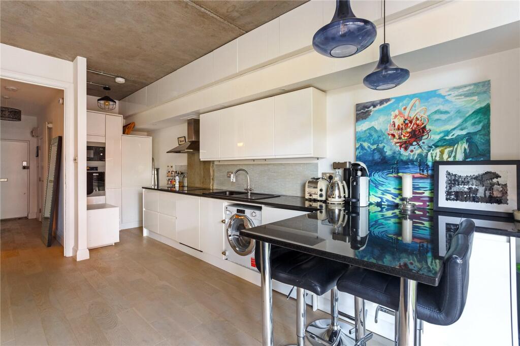 Reception/Kitchen