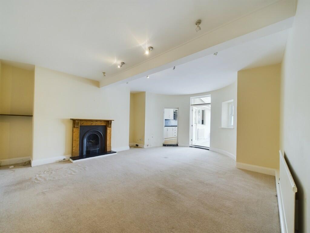 CAM02089G0-PR0310...