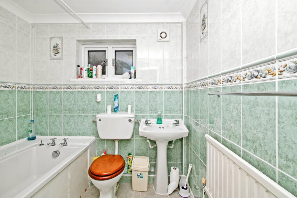 Lower Ground Floor Bathroom