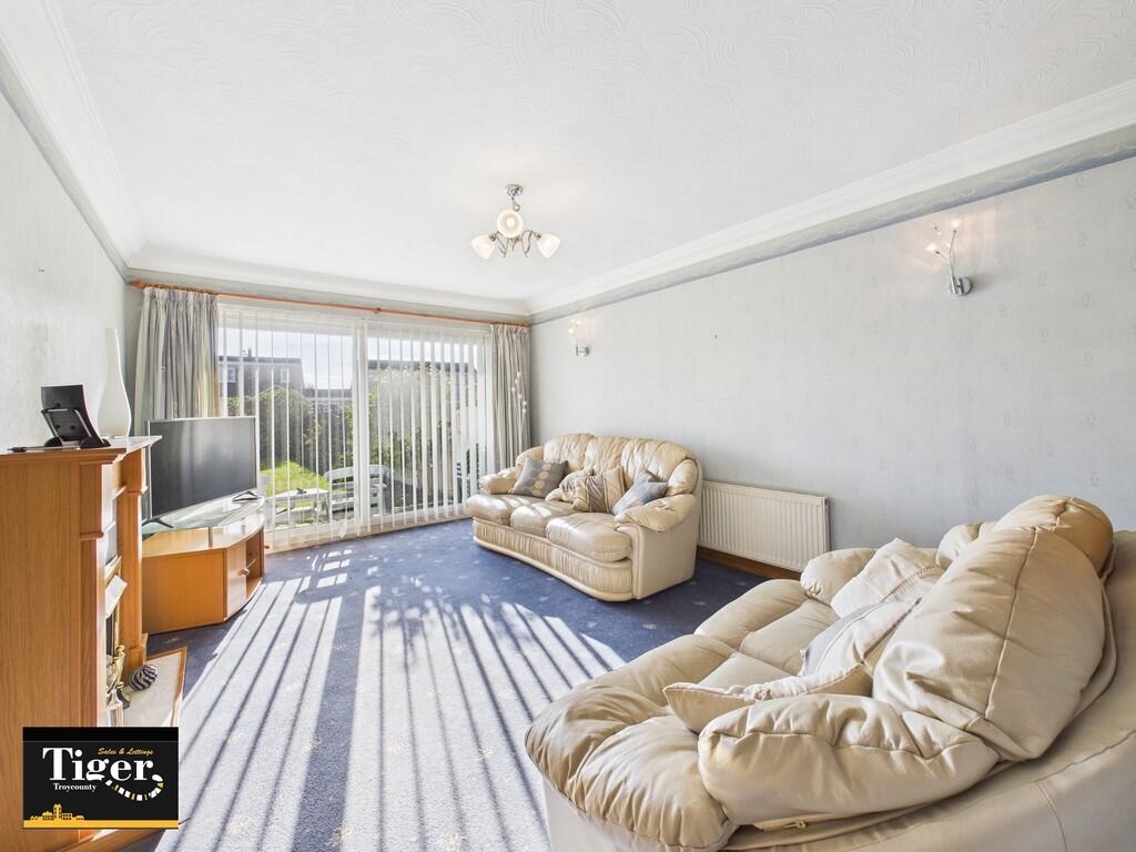 CAM03440G0-PR0449...