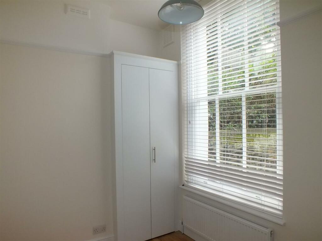 2nd bedroom.jpg