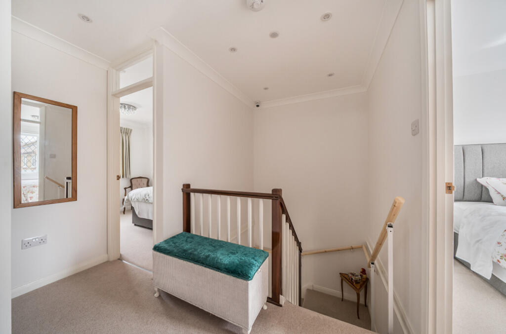 1353872-8-68c817e...