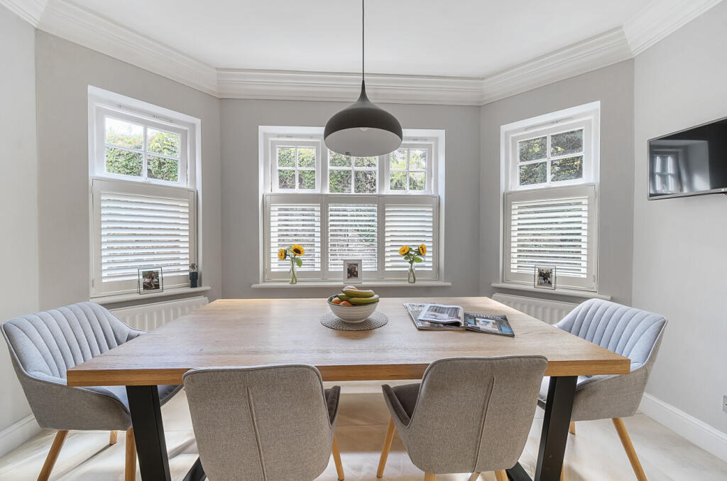 1334948-25-689221...