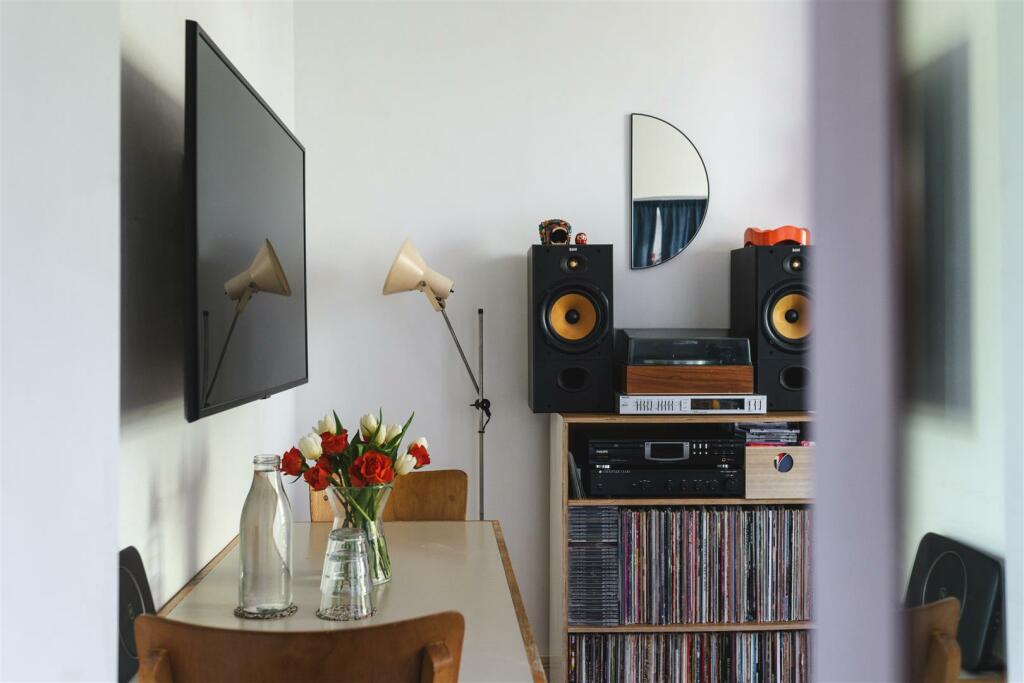 8 Wilmot Road-18.jpg