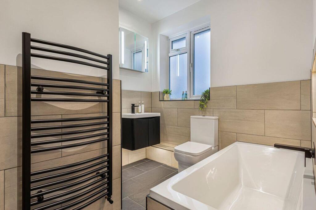 Bathroom.jpeg