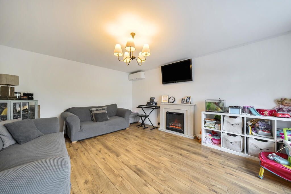 13689881368ee53748a867