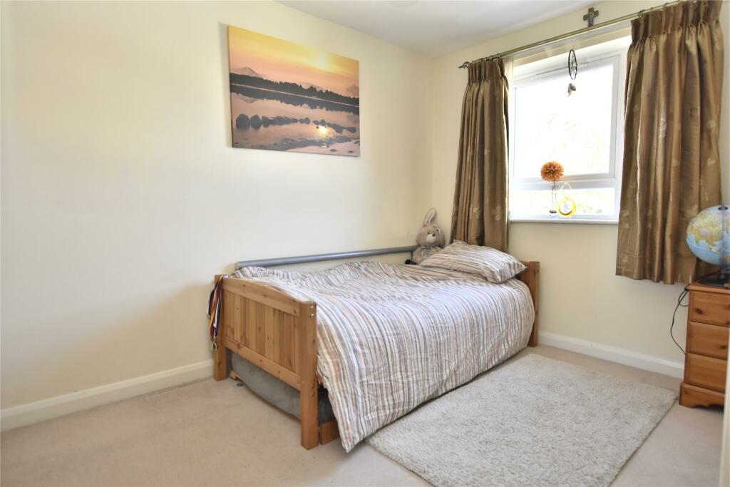 2nd Bedroom