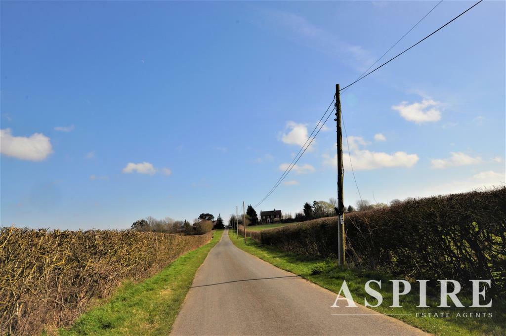 Benfleet Hall Road 999.jpg