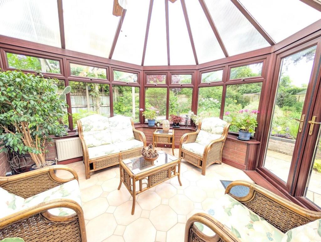 Conservatory 2.jpg