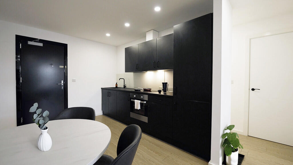 Room 3 v1.00_00_1...