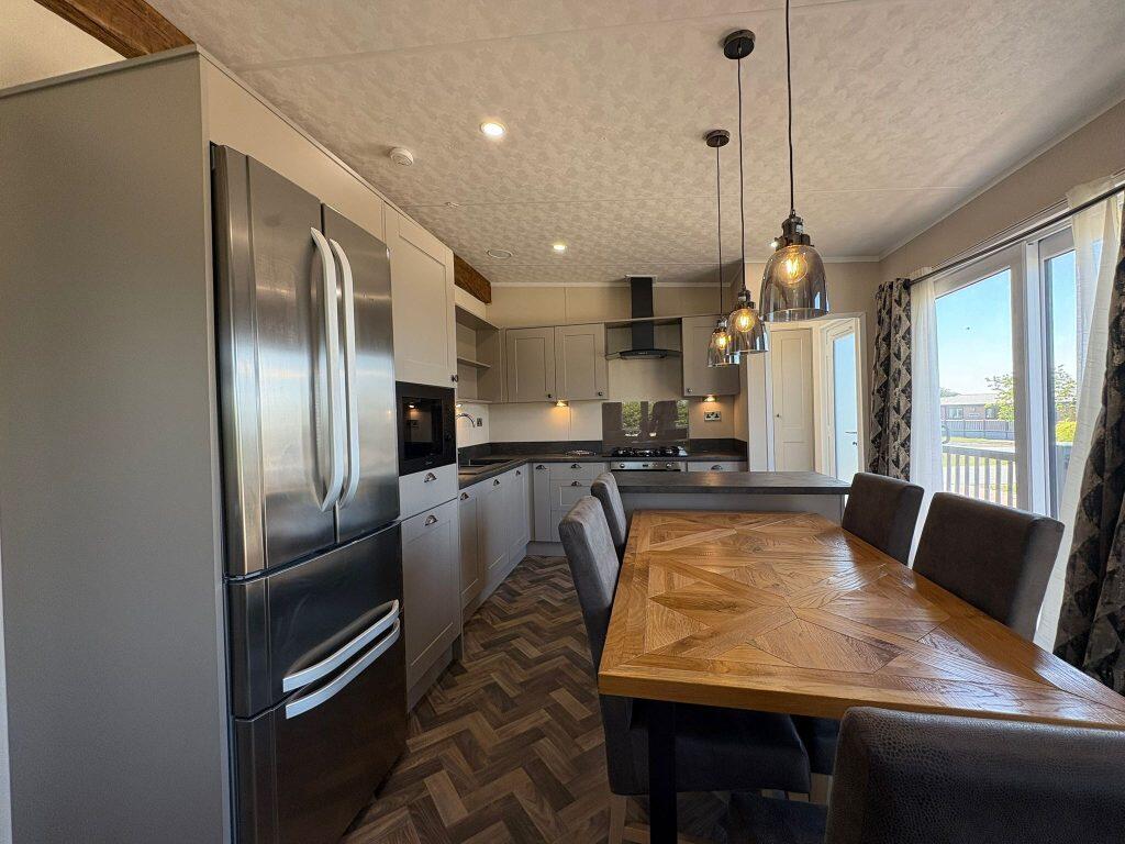 Photo 2025 07 11 14 03 24 (2)