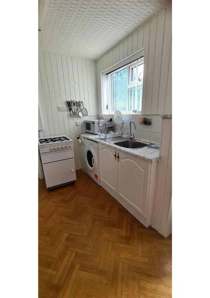 midterm 383 Meadway Rd 18.5.21-pages-22.jpg