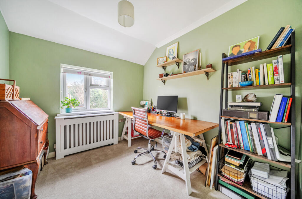 1395676-10-695f9c...