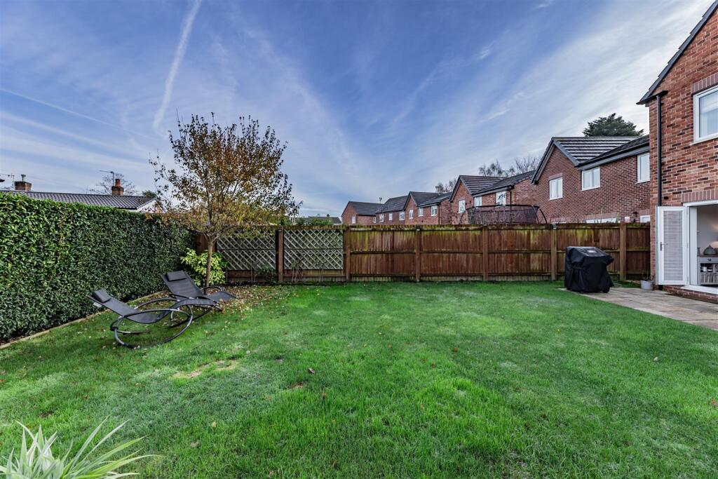 10 Mereheath Close-31.jpg