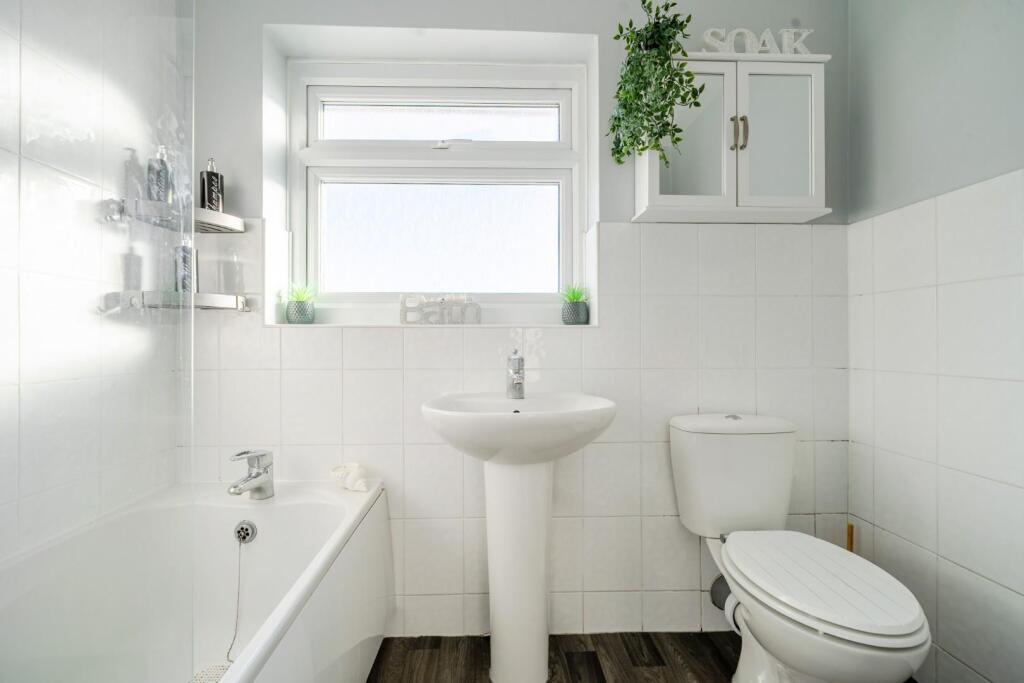 1383886-9-691f0124398a2 - Copy.jpg