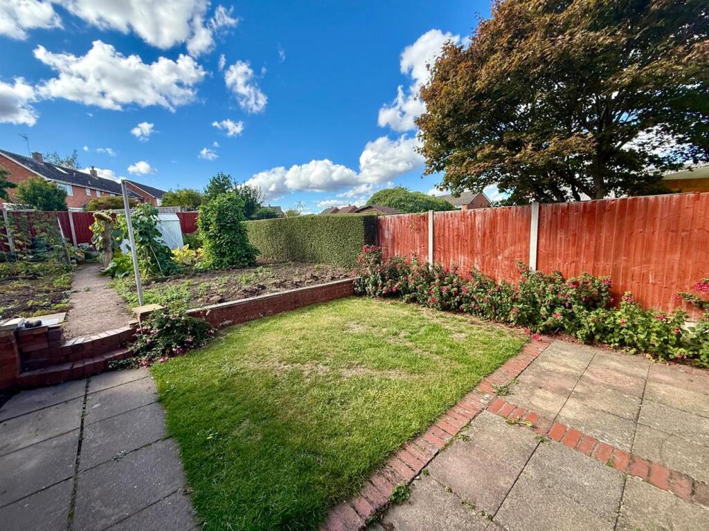 WhatsApp Image 2025-08-29 at 16.19.35_c7a385f5.jpg