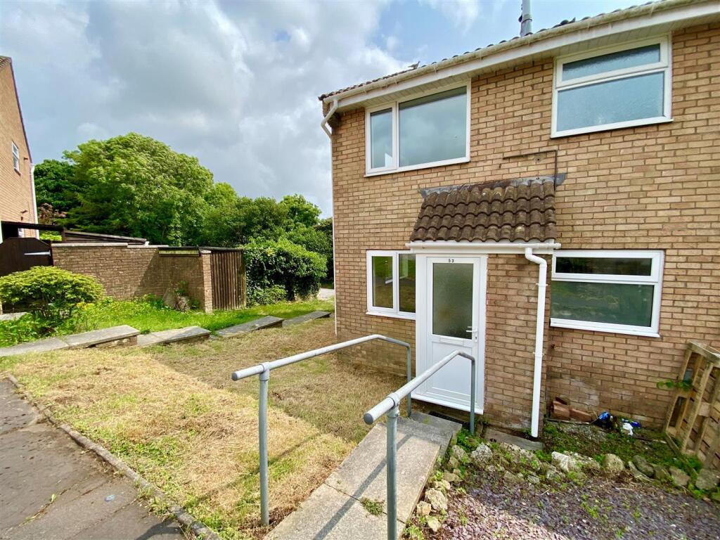53 hazeldene fornt.jpg