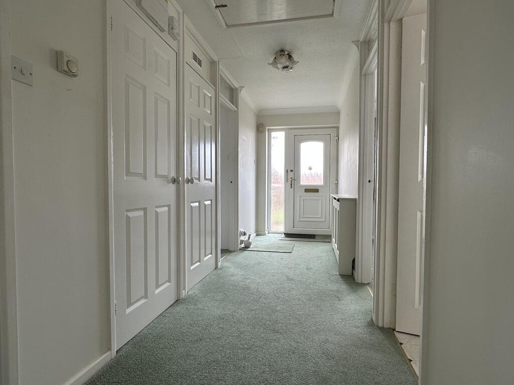 Hallway.JPG