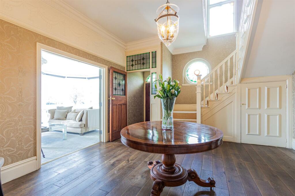 Lake House-8.jpg