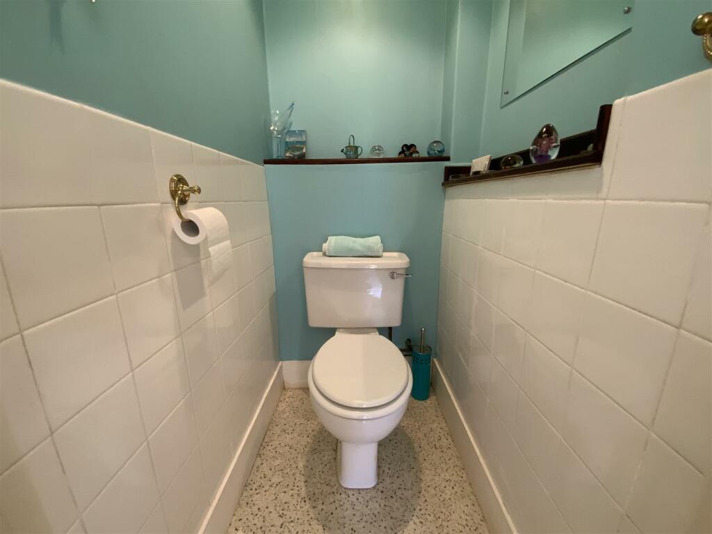 toilet