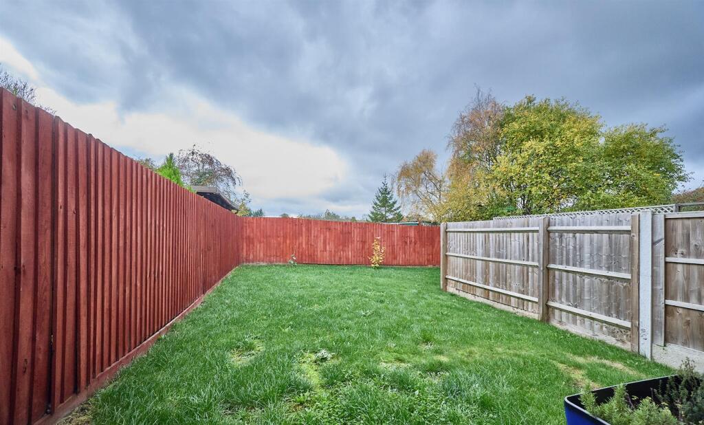 Notleyfield Cl 12.jpg