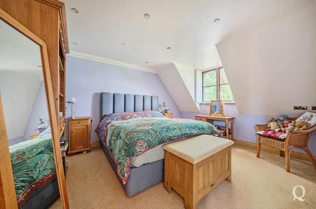 13a574a4-b728-4a1...