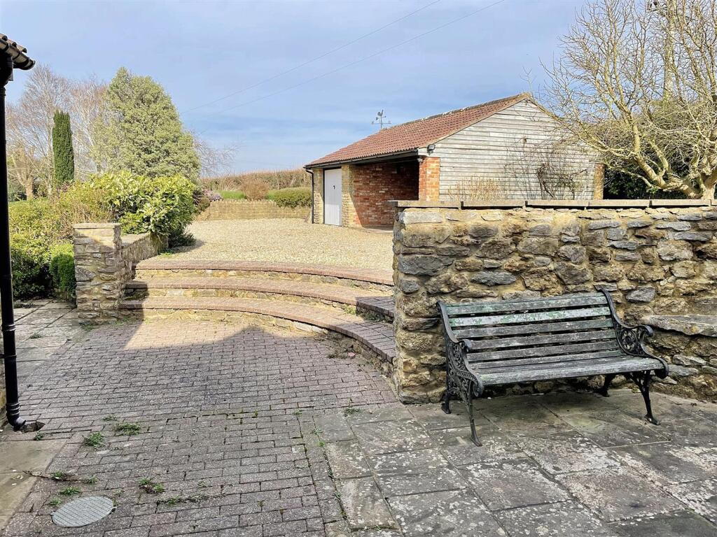 Garaging and patio