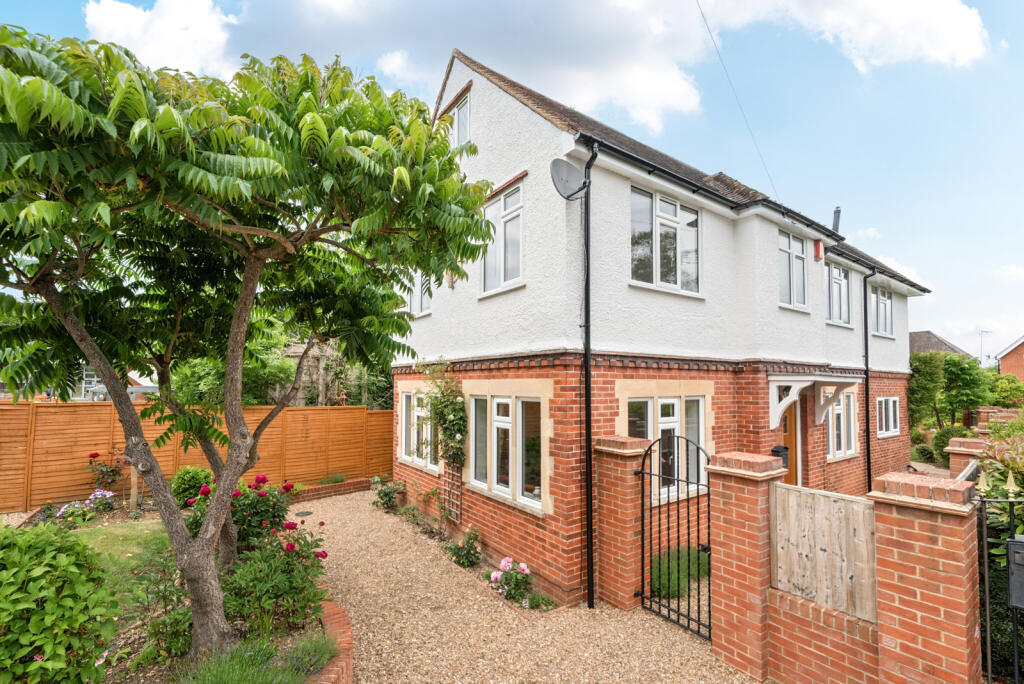 1295486-51-682f3d...