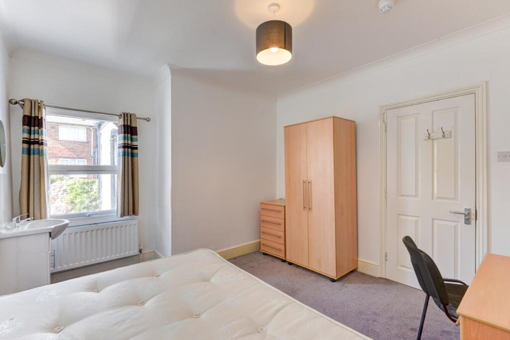 18 Egremont Place Bedroom 2